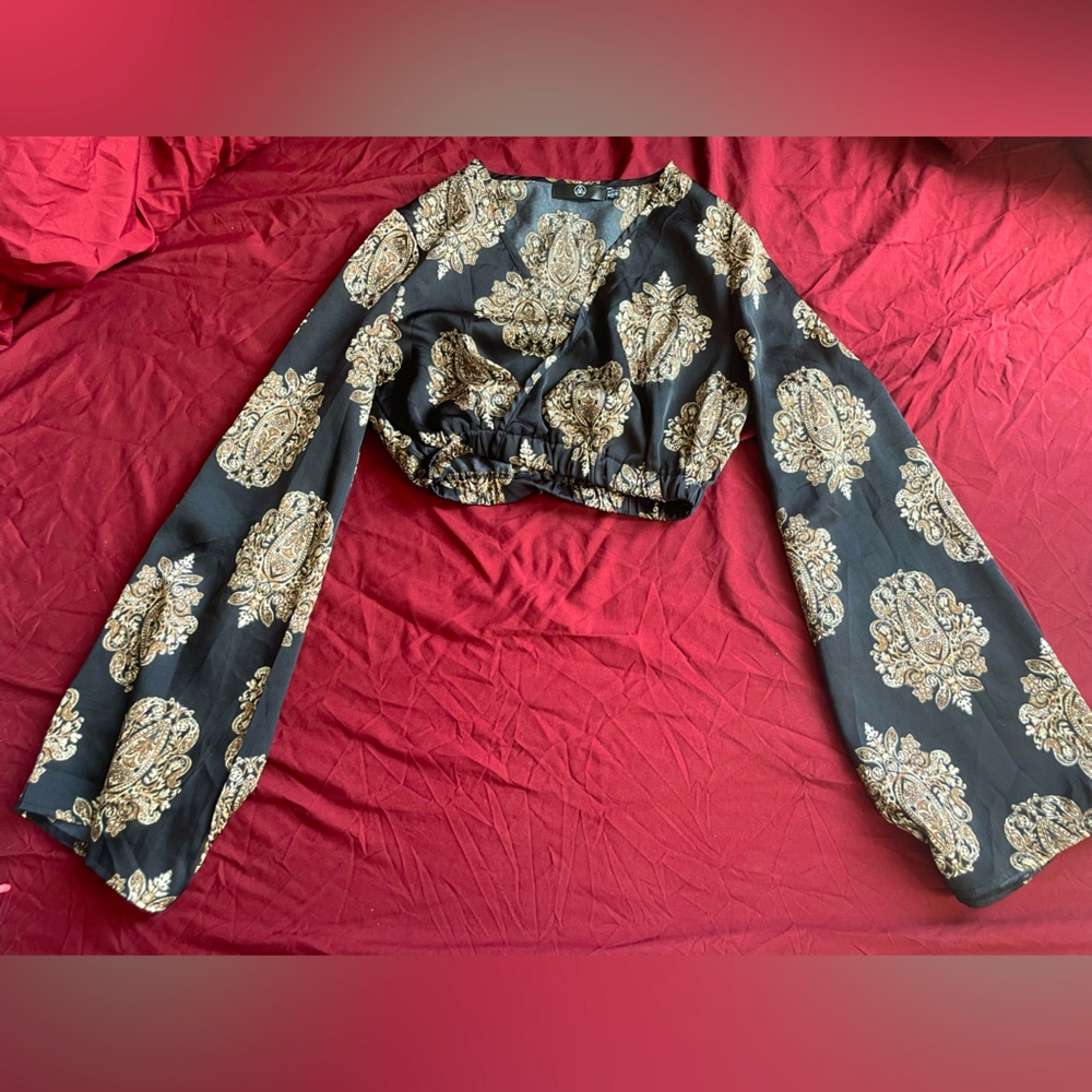 Black Paisley Bell Sleeve Crop Top